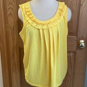 Rafaella yellow sleeveless shirt with pleated scoop neck